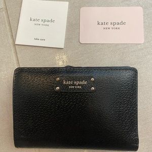 Kate spade great condition wallet!